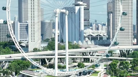 Singapore Flyer + F1 Track View | Stunning Marina Bay Skyline 🇸🇬🎡🏎️