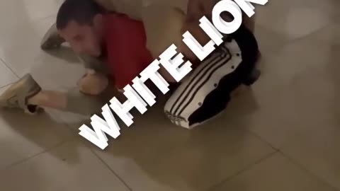 🥋🤯 MMA Fighter Unleashed Outside the Cage! Watch This Wild Fight | FCN