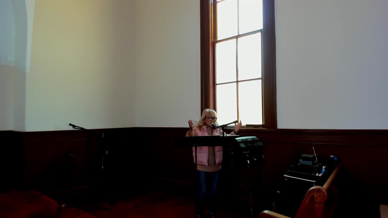 In Christ Alone - Worship By Emma Hanks