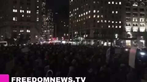 THOUSANDS of leftists chant "KRISTI NOEM WILL HANG"