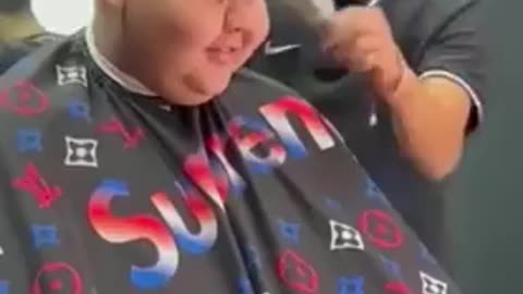 Smoking meth and cutting hair... Look at his eyes