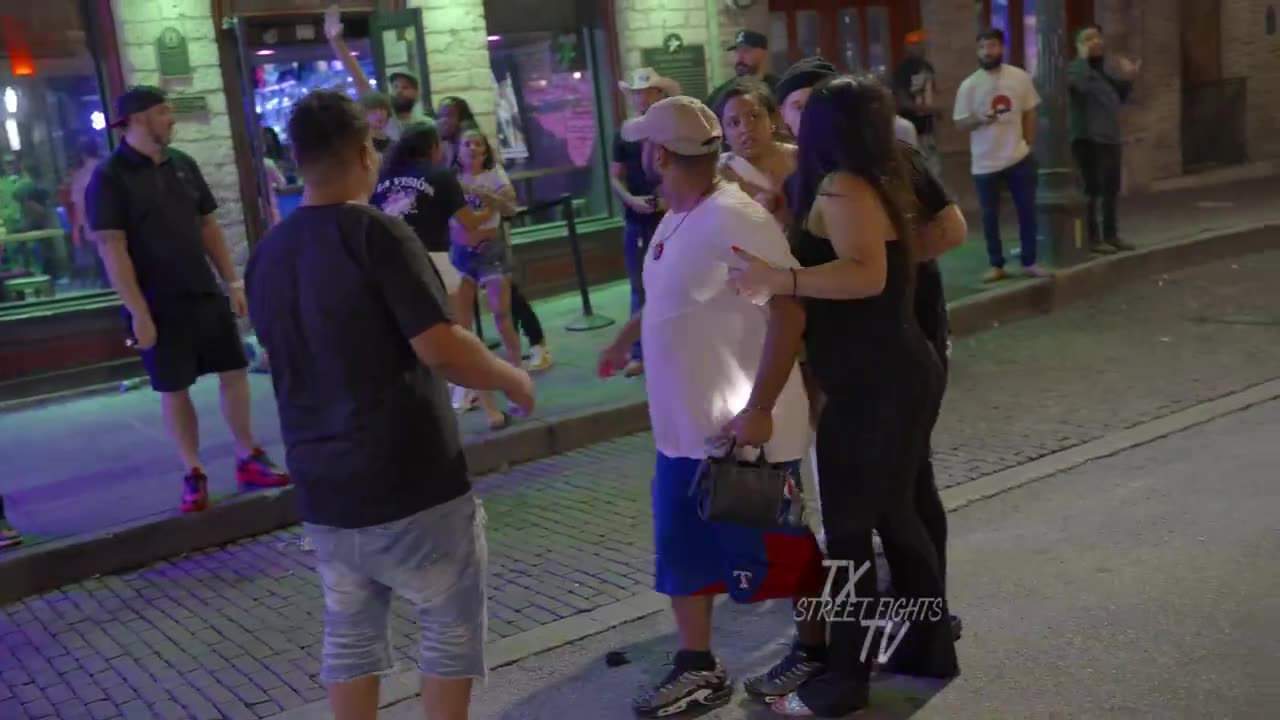 Fight Breaks Out on 6th Street Austin, TX – Chaos Unleashed | July 21, 2024