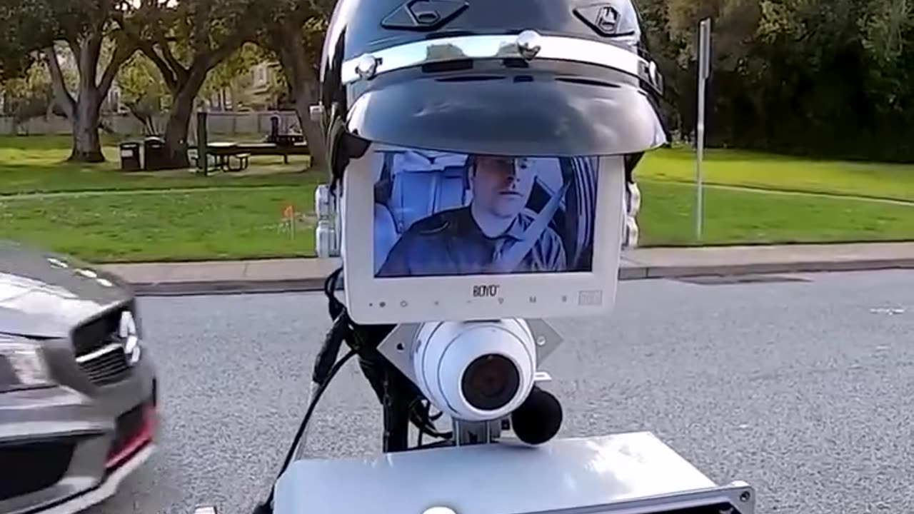 Robot Takes Care Of Traffic