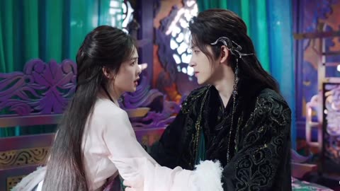 Fan Yue & Bai shuo moonlight mystique bai shuo hugs fan Yue after waking up episode 26