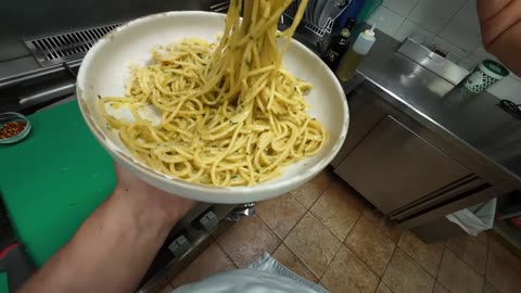 Late Night Pasta With Just 3 Ingredient