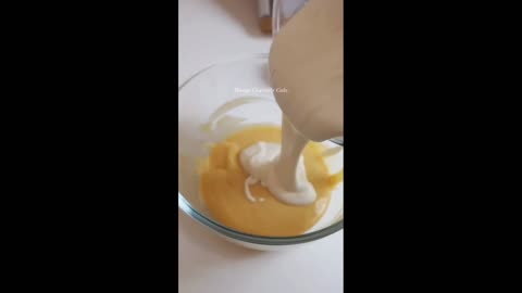 Mango Charlotte Cake