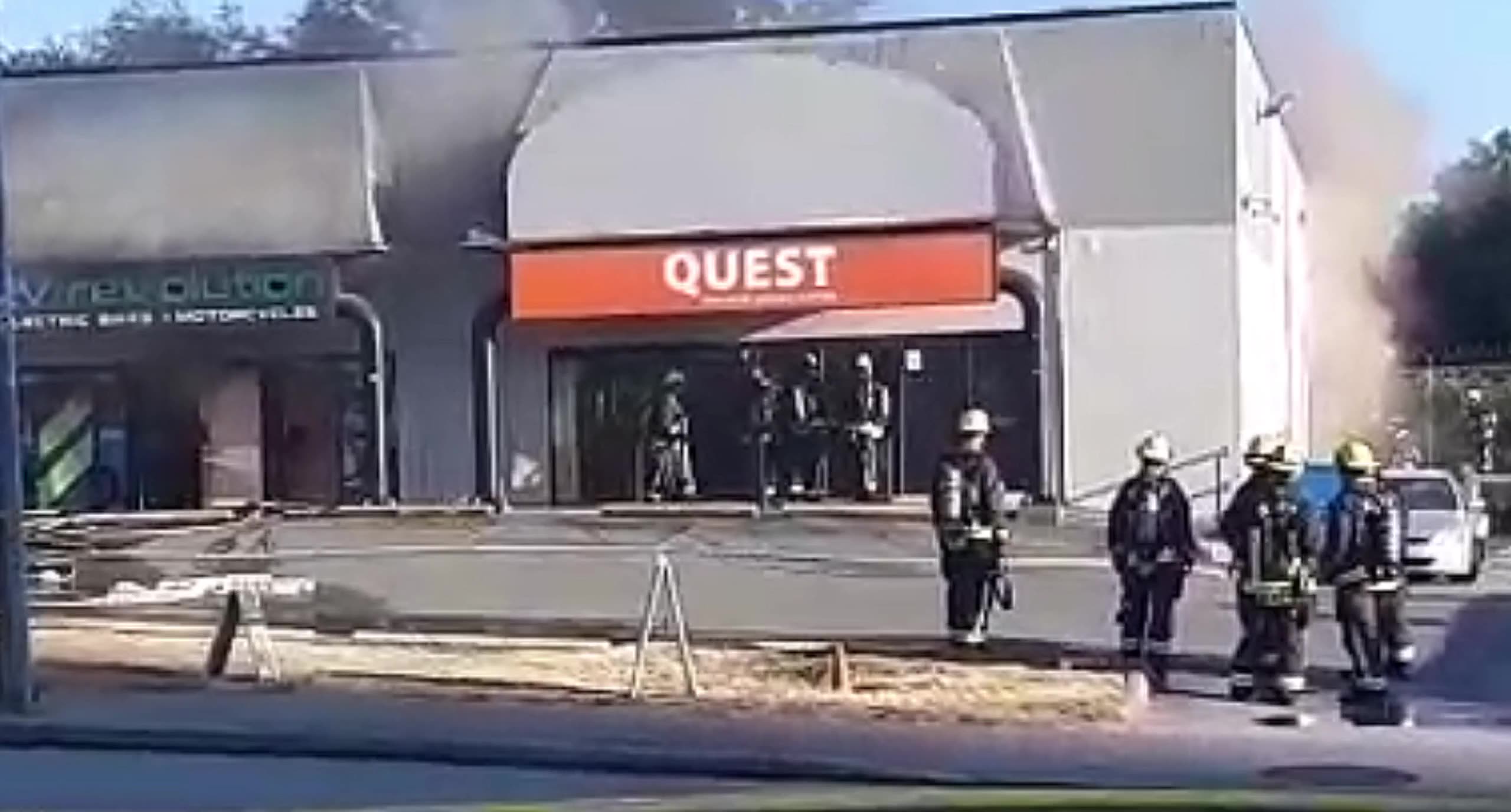 Firemens attention was only at the smoke at Quest foods in Surrey BC in slowmo