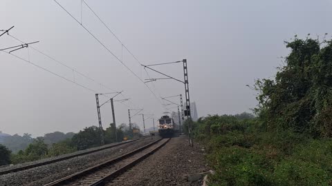 Rajdhani Express Via Bandel Crossing Golden Jubilee Bridge