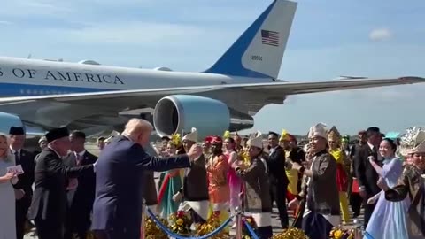 Wannabe Dictator and Pedo Collaborator Trump Arrives in Malaysia