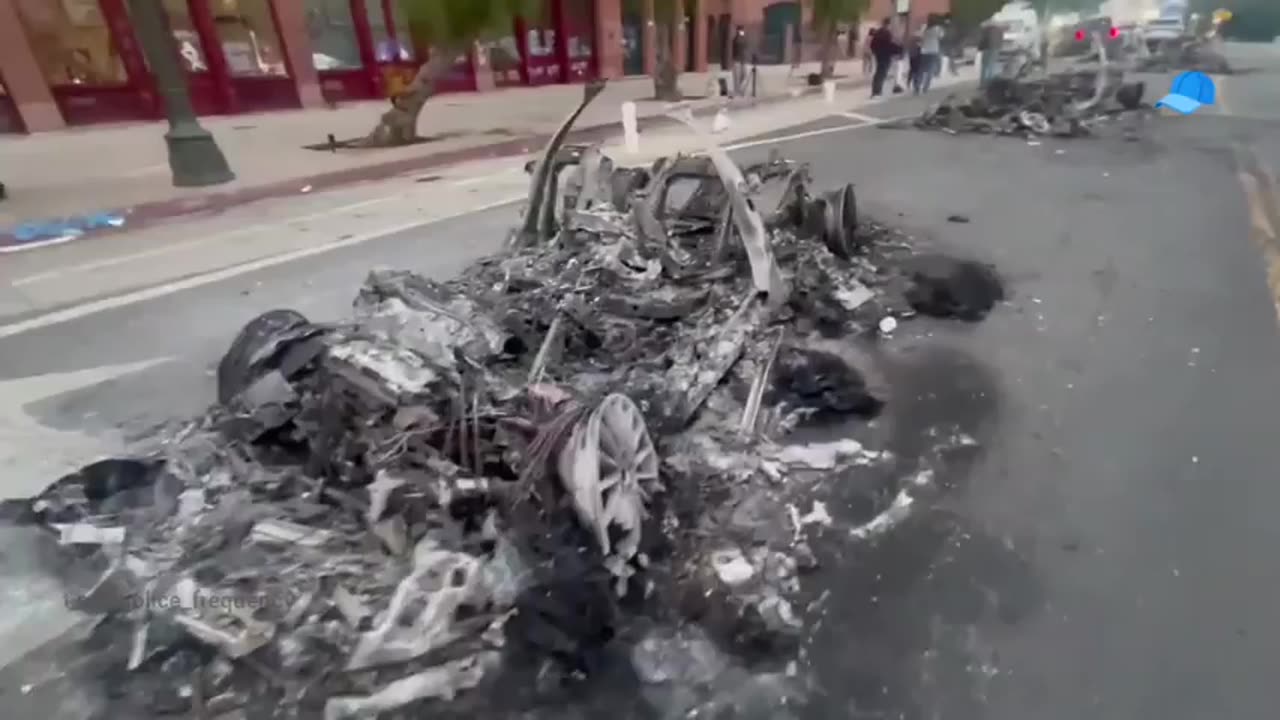 Look at these burned Waymo vehicles that were set on fire during the riots in DTLA.