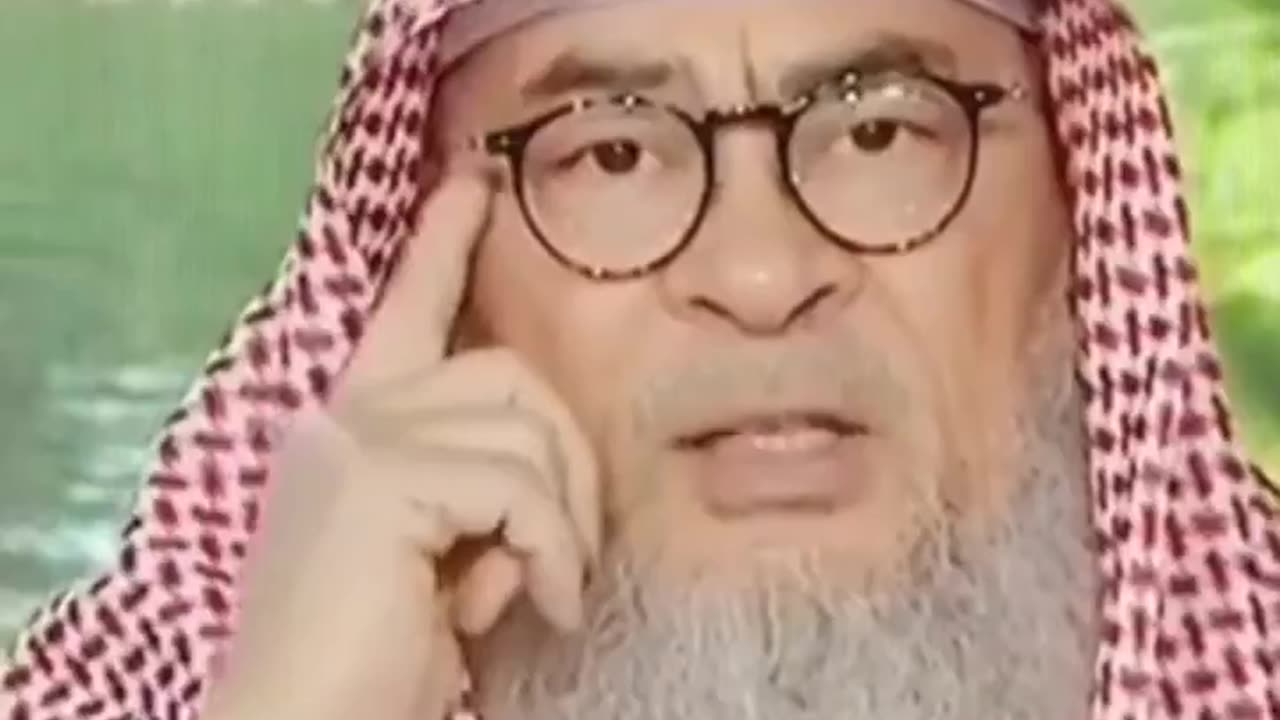 The Islamic scholar says that Allah does not want women to use perfume.