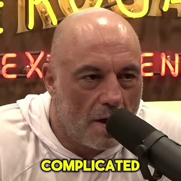 Joe Rogan educates Bernie Sanders about Global Warming