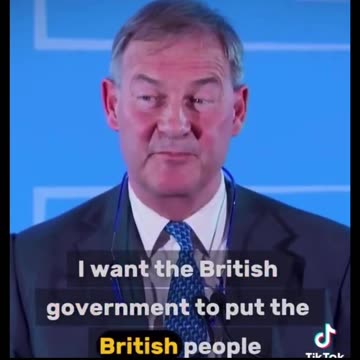 Britain is waking up 🇮🇴💂‍♀️