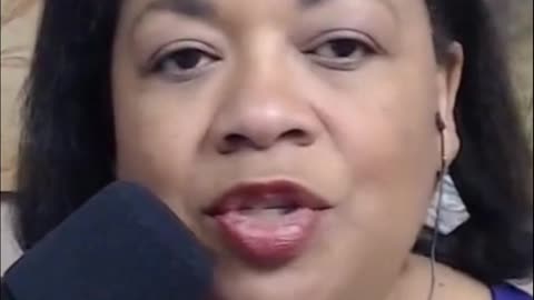 🧠 Brain dump: Jot thoughts on paper before bed to empty your mind & dive into deep sleep! 😴