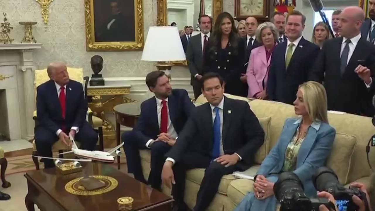 Trump, Bukele, Bondi, Miller, Rubio Clash with CNN's Collins Over MS-13 Deportation