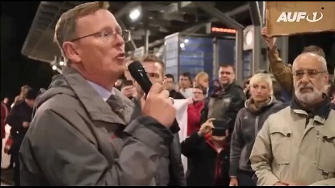 Ramelow begrüßt Merkels Flüchtlinge 2015: „Schönster Tag meines Lebens“.