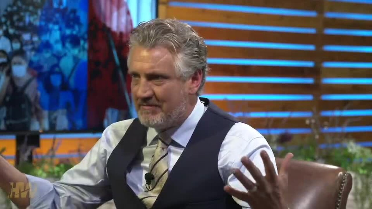 "Psychological Analysis of Mass Formation Psychosis and Totalitarianism"