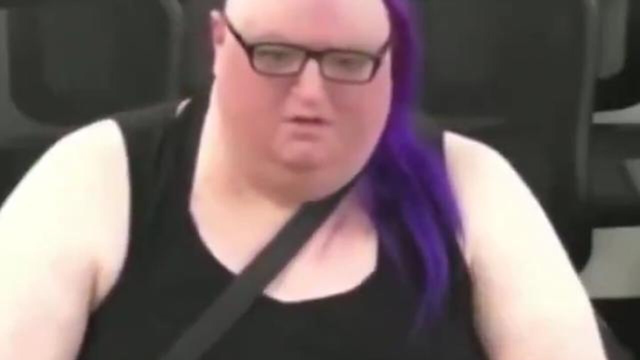 HIS PRONOUNS ARE SHE AND HER ⚧ YOU BIGOT❗