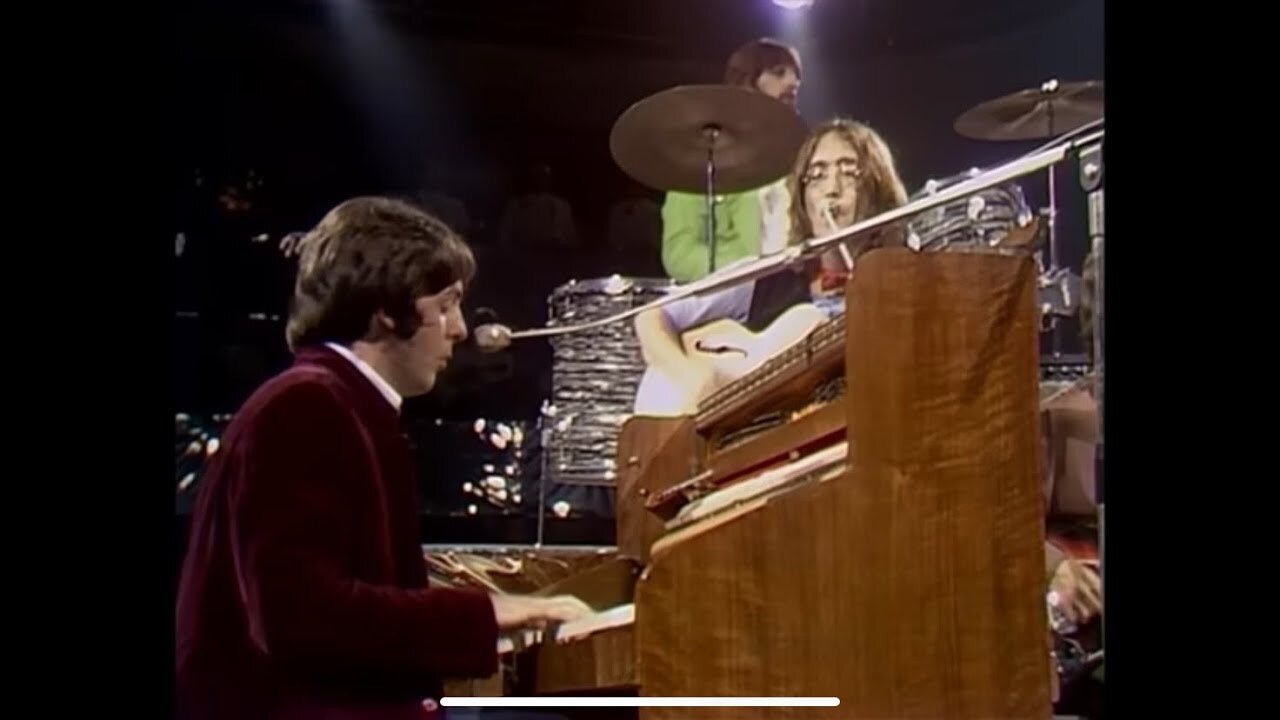 The Beatles “Hey Jude” reaction