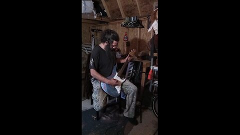 Some more guitar RIFFing for y'all.