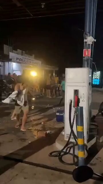 bro was trying to clone her