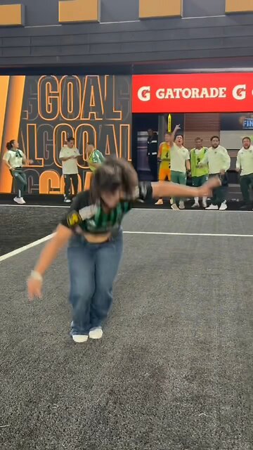 ¡UNO MÁS A LA CUENTA! 🐦‍ #KingsLeagueOpenbankUma #FazHistória #FazHistória #HistoryNeedsMakers