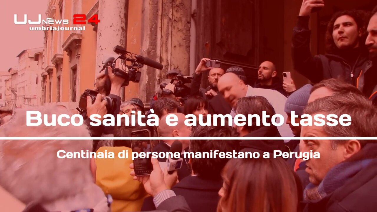 Buco sanità e aumento tasse Centinaia di persone manifestano a Perugia
