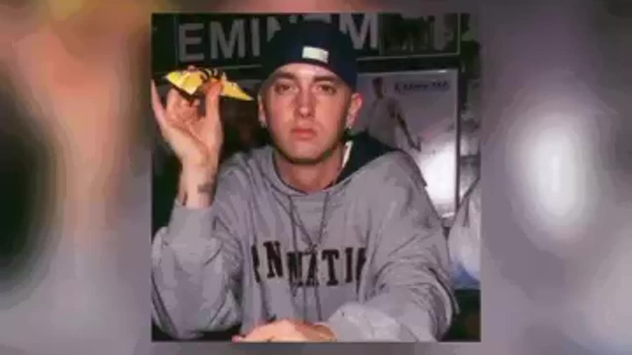 Superman - by eminem (spedup,reverb)
