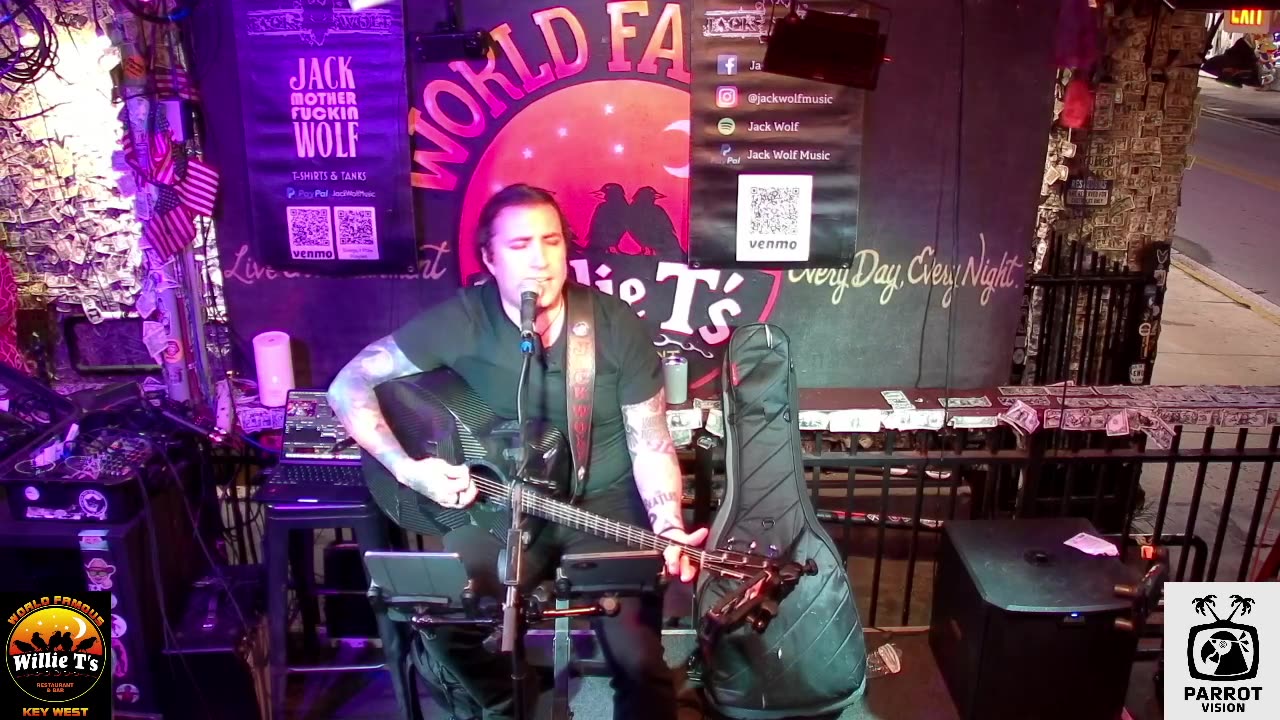 LIVE Music Everyday!