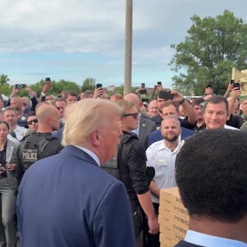 Trump tells federal and local law enforcement to ‘be safe’