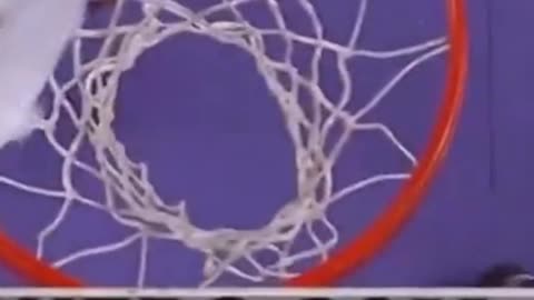 kobe dunks