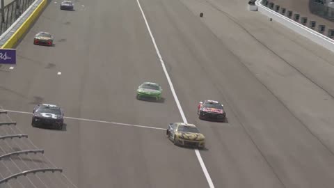 Motorsport.com - Trouble for @KyleBusch on the restart as his wheel comes off! 💥