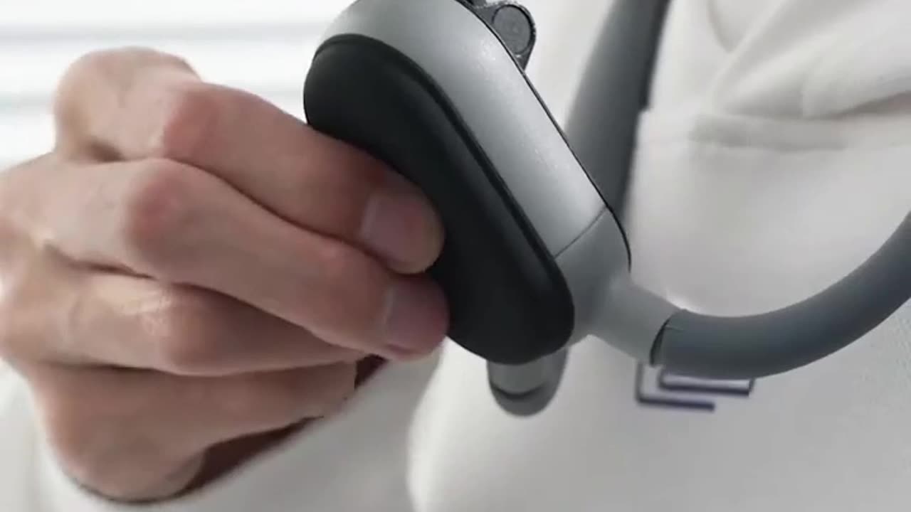 Magnetic Neck Cell Phone Holder