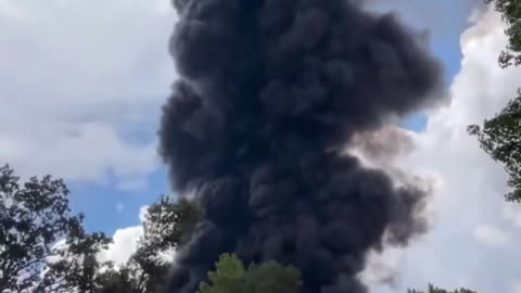 Video shows fire and large plumes of smoke amid reported explosion at warehouse in Roseland,