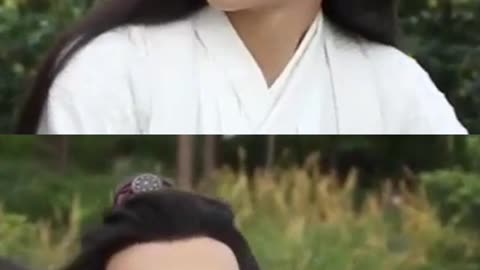 Director Panicked: “Don’t Pick It, It’s a Prop!”—An Iconic BTS Is Born 三秒修罗场：他刚伸手，导演破音制止，全组笑翻🤣