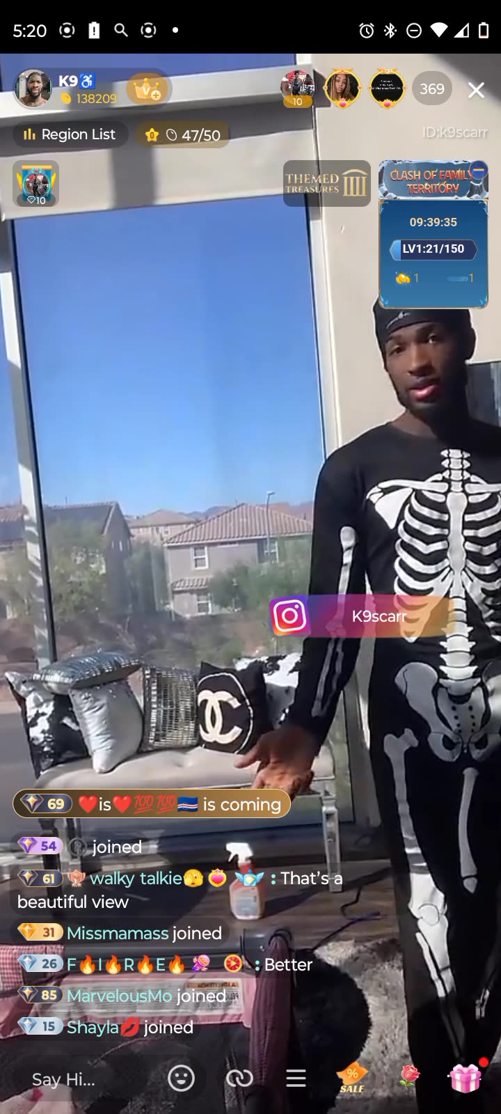 K9 slanging yick all across the screen