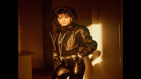 Joan Jett & the Blackhearts I Hate Myself For Loving You 🇺🇸