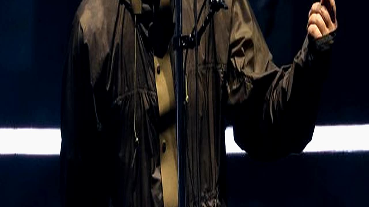 Oasis Fans Make Safety Plea to Liam Gallagher as H