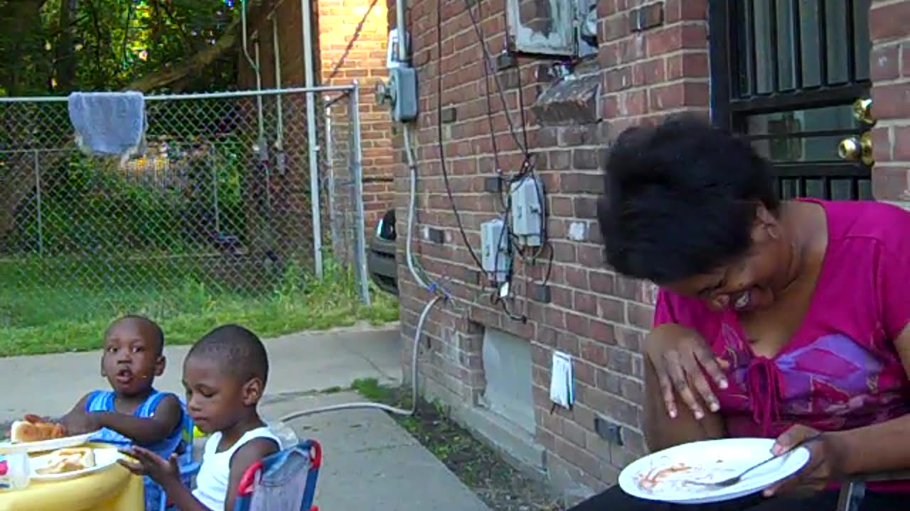 hanging out at my Brother In laws house and having fun. shea show