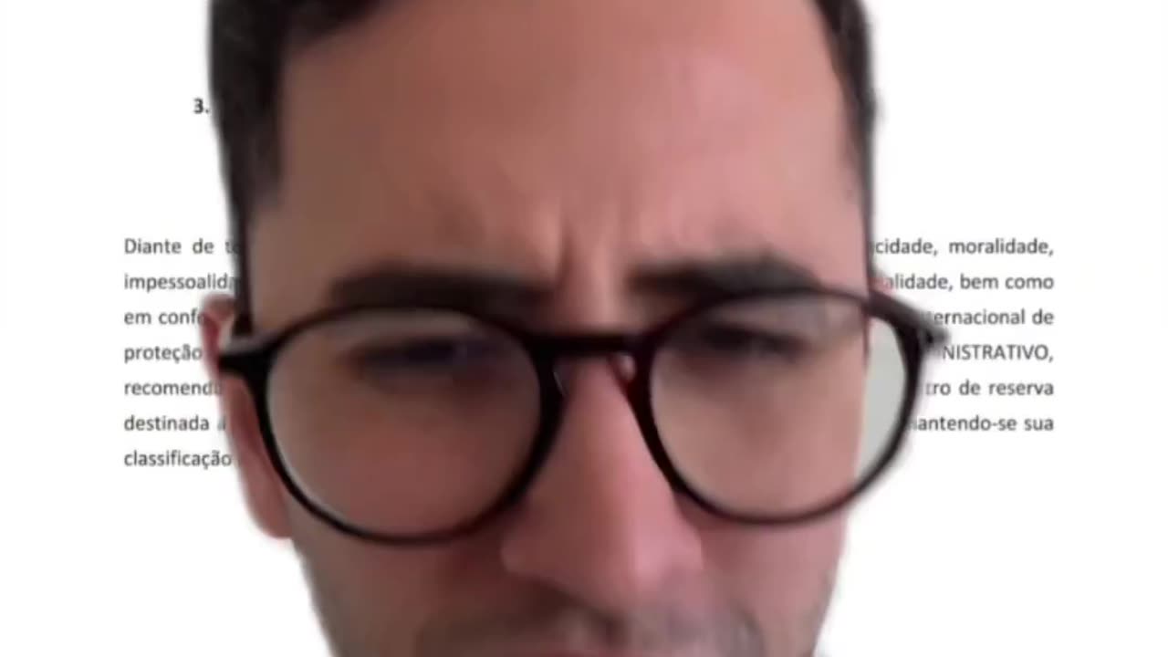 João Campos MUDOU o resultado de um concurso público para beneficiar o filho de um juíz que julga possíveis casos de corrupção da prefeitura do Recife e de uma procuradora do TCE. Detalhe: ele tirou a vaga de um PCD INACREDITÁVEL!