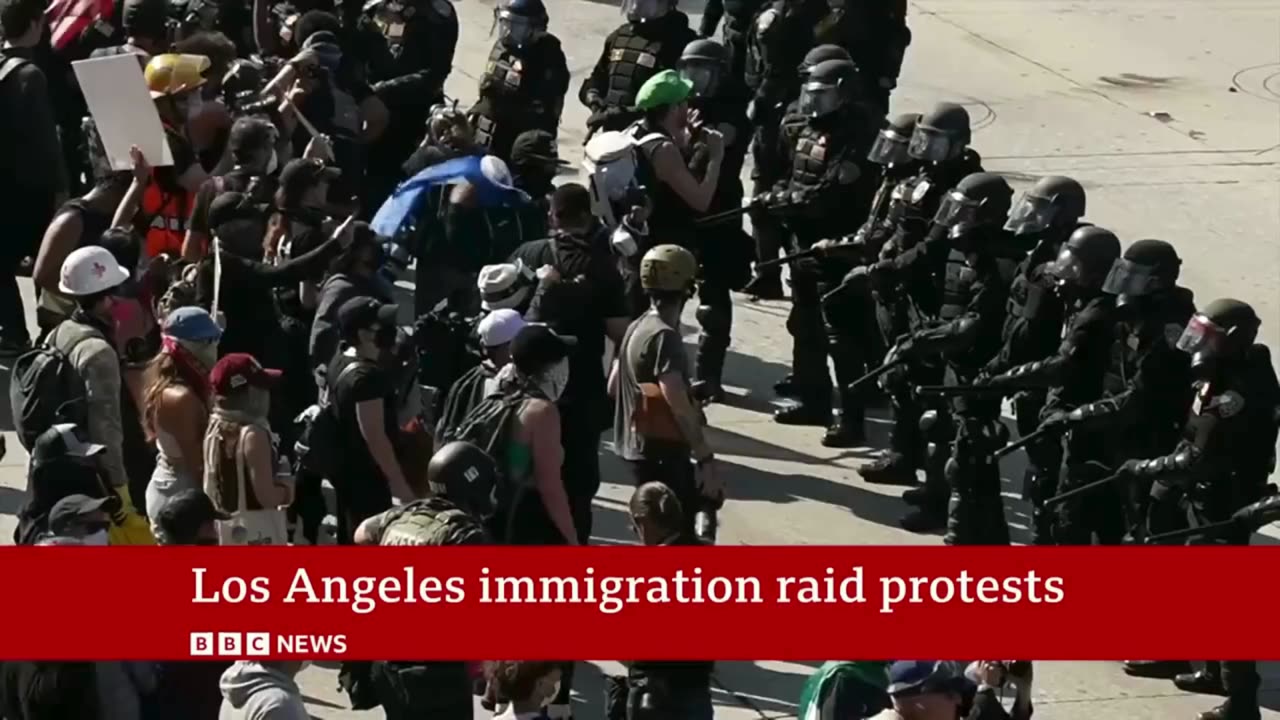 LA protests seem to die down as mayor tells demonstrators ‘don’t engage in chaos’ | BBC News