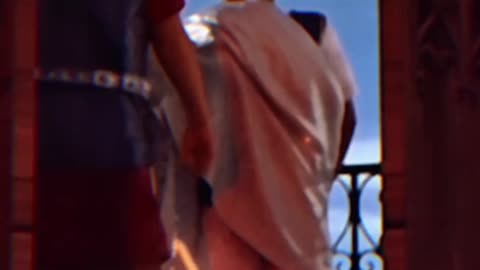 Enseñando que ICE también quiere deportar a Jesús Cristo aunque el sea el hijo de dios.