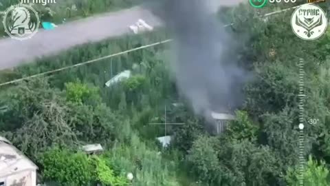 Ukrainians Mocking Russian Soldiers As They Flee from Burning Shed