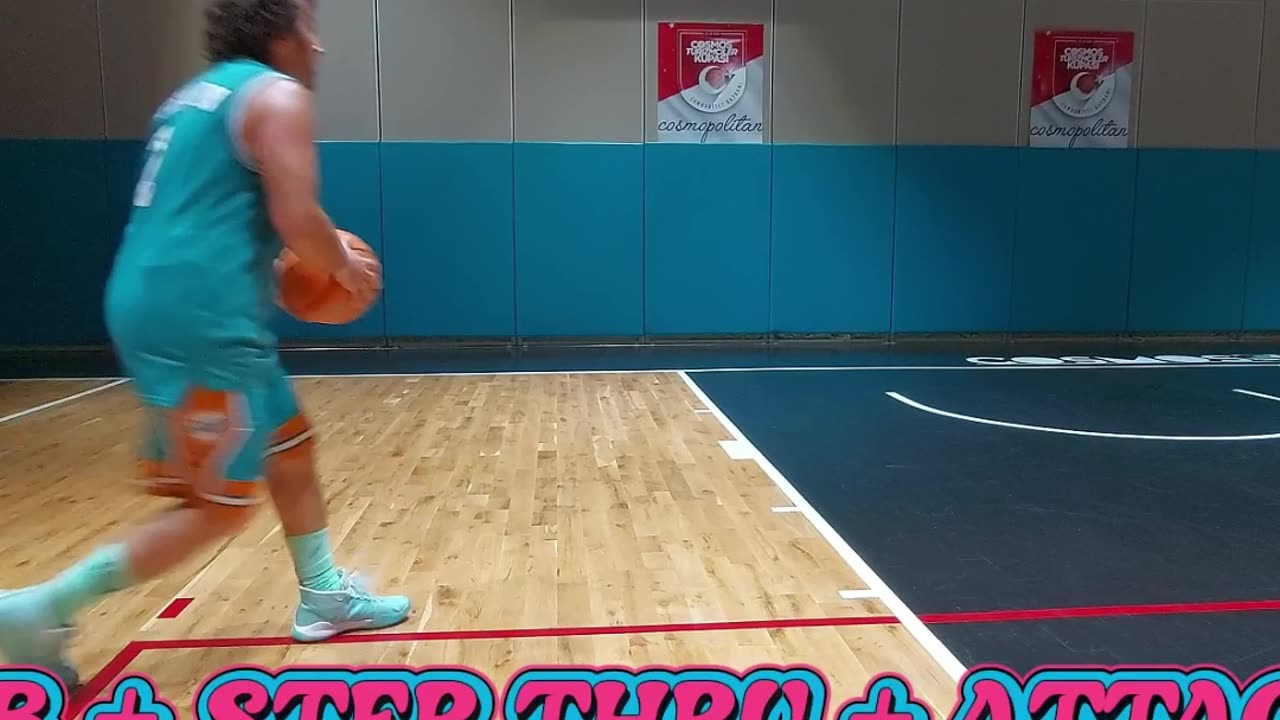 SCORE IN TRIPLE TREAT BASKETBALL FOOTWORK SCORING WORKOUT
