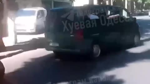 🚨🤕 Ukraine Russia War | Woman Dragged by TCC Officers During Incident in Odesa | RCF