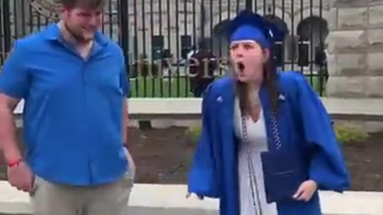 Viral: This proposal had a lot of surprises ❤️