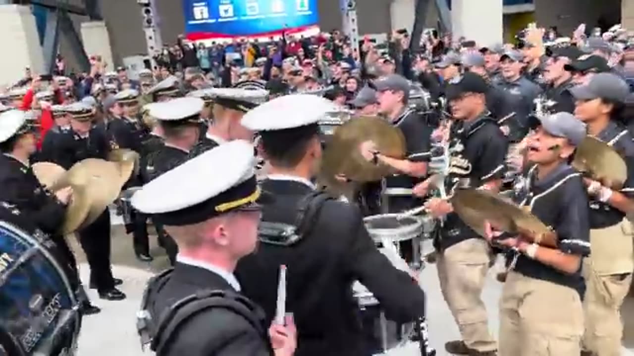 Breaking: Army-Navy Drumline Battle 2021 (4K 60 fps)