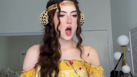 how it feels spending another halloween with no anakin to my padme