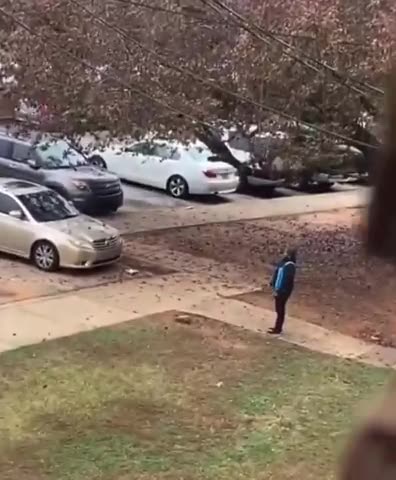 An Amazon Truck in the Hood