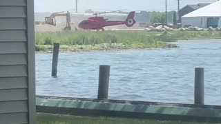 Helicóptero se estrella al aterrizar cerca de un restaurante en Míchigan